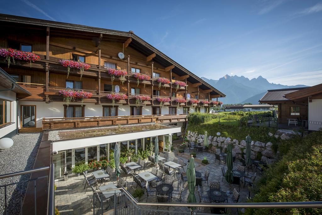 Hotel Kitzspitz Sankt Jakob in Haus Exterior photo