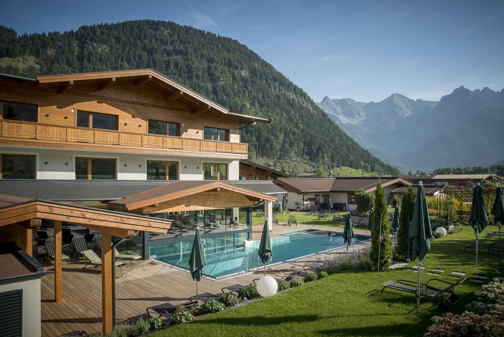 Hotel Kitzspitz Sankt Jakob in Haus Exterior photo