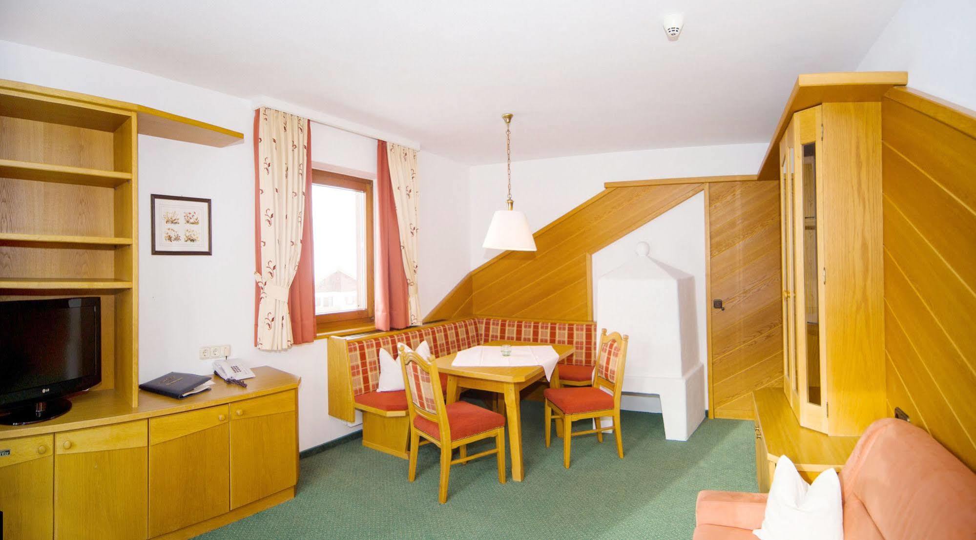 Hotel Kitzspitz Sankt Jakob in Haus Exterior photo