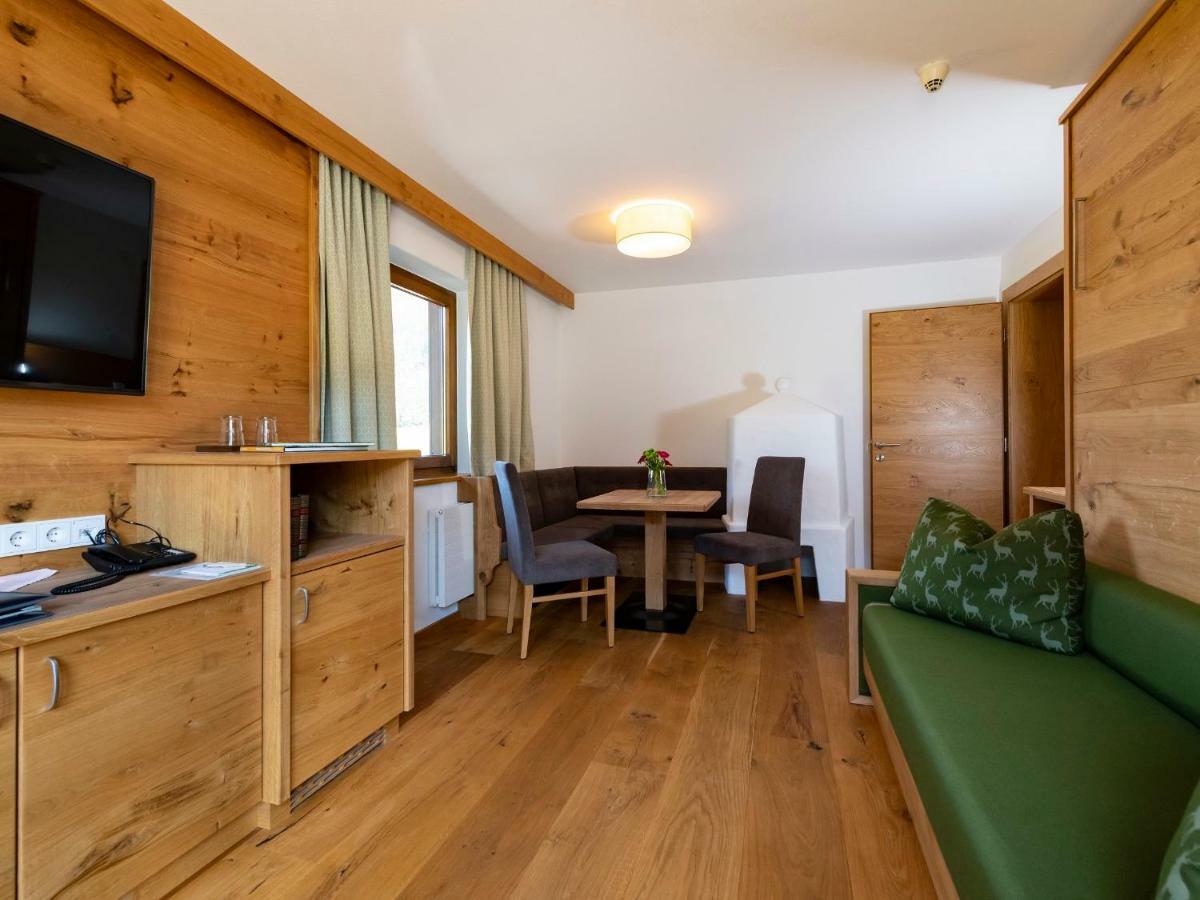 Hotel Kitzspitz Sankt Jakob in Haus Exterior photo